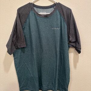 Columbia Sportswear Tee